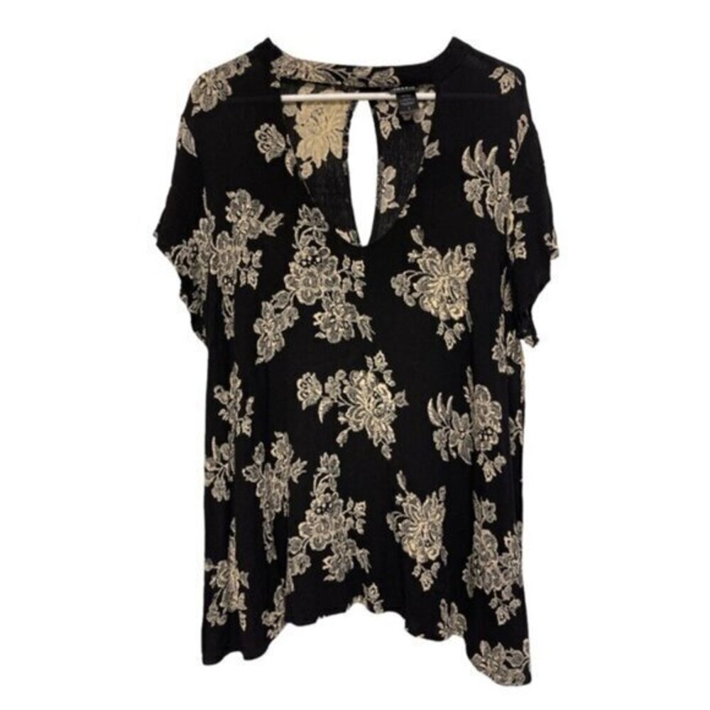 Torrid Black Floral Cutout Neck Tunic Anthro Boho Blouse Size 2 (18/20) EUC
